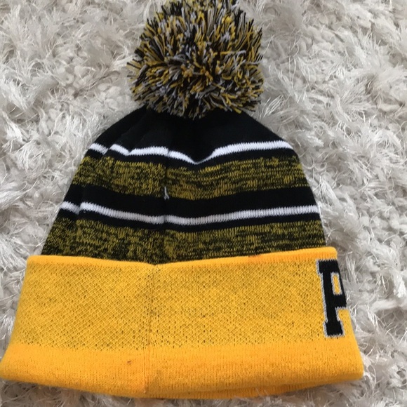 Pittsburg Knit Hat with Pom - Picture 2 of 4
